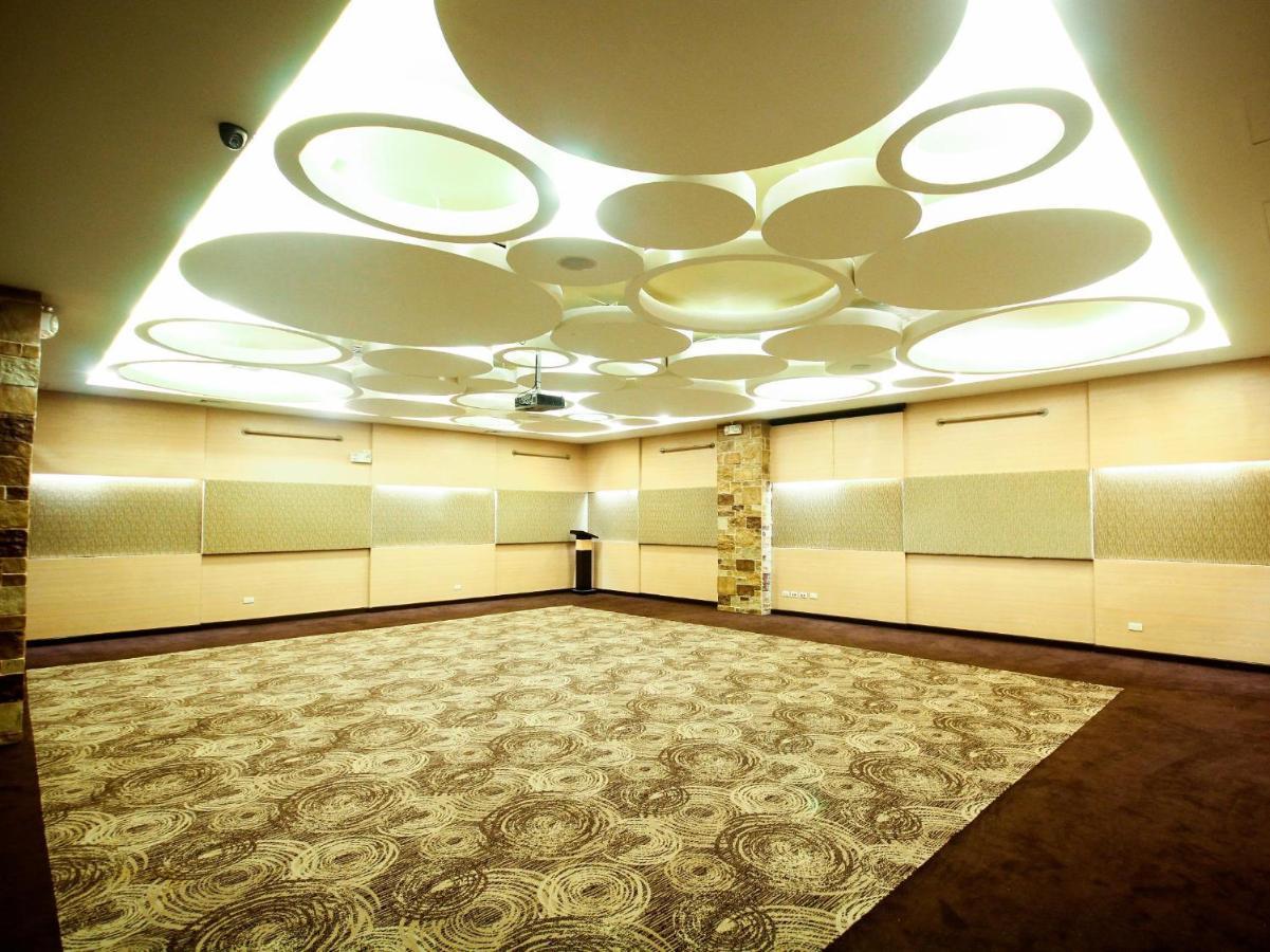 Go Hotels Iloilo Ngoại thất bức ảnh