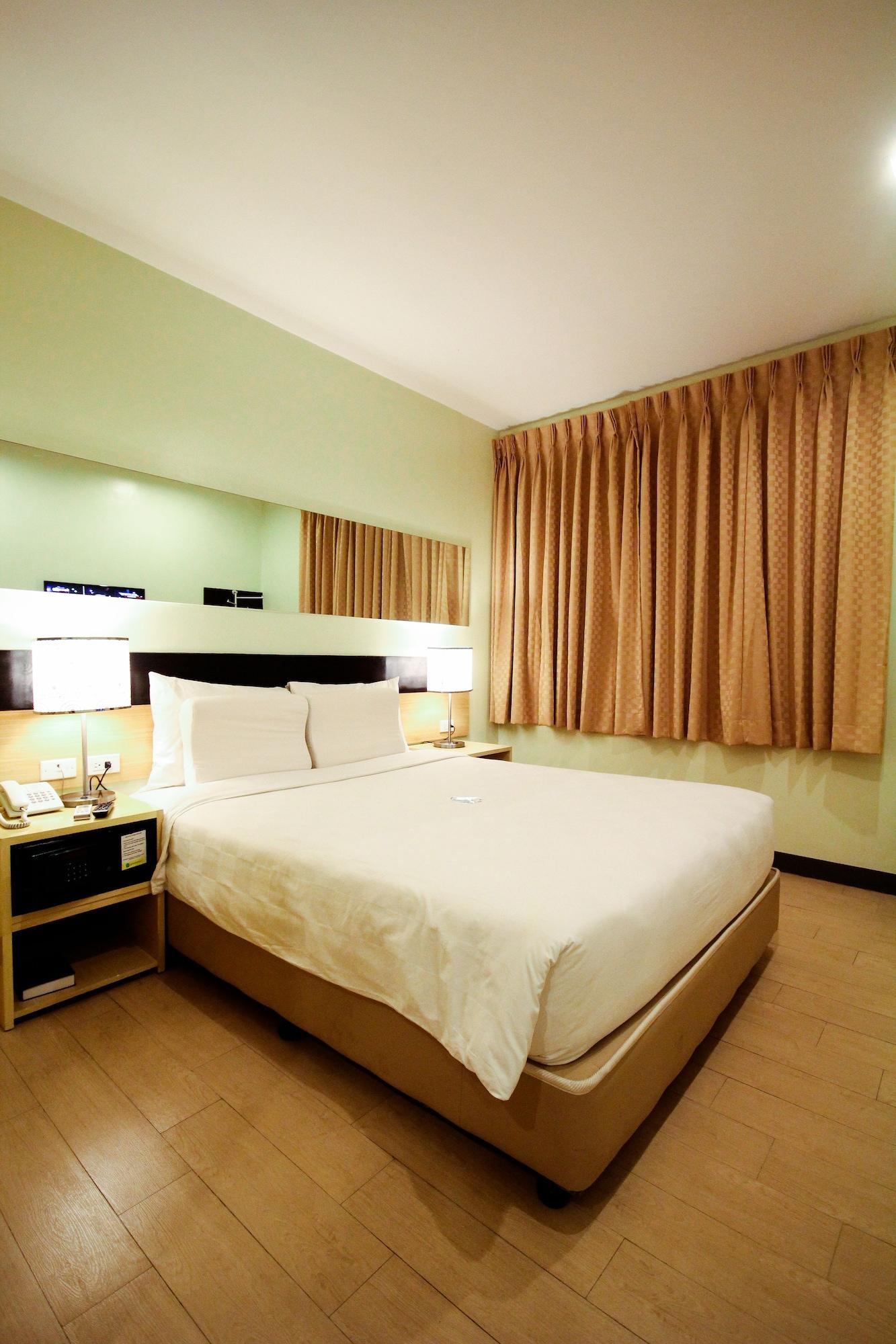 Go Hotels Iloilo Ngoại thất bức ảnh